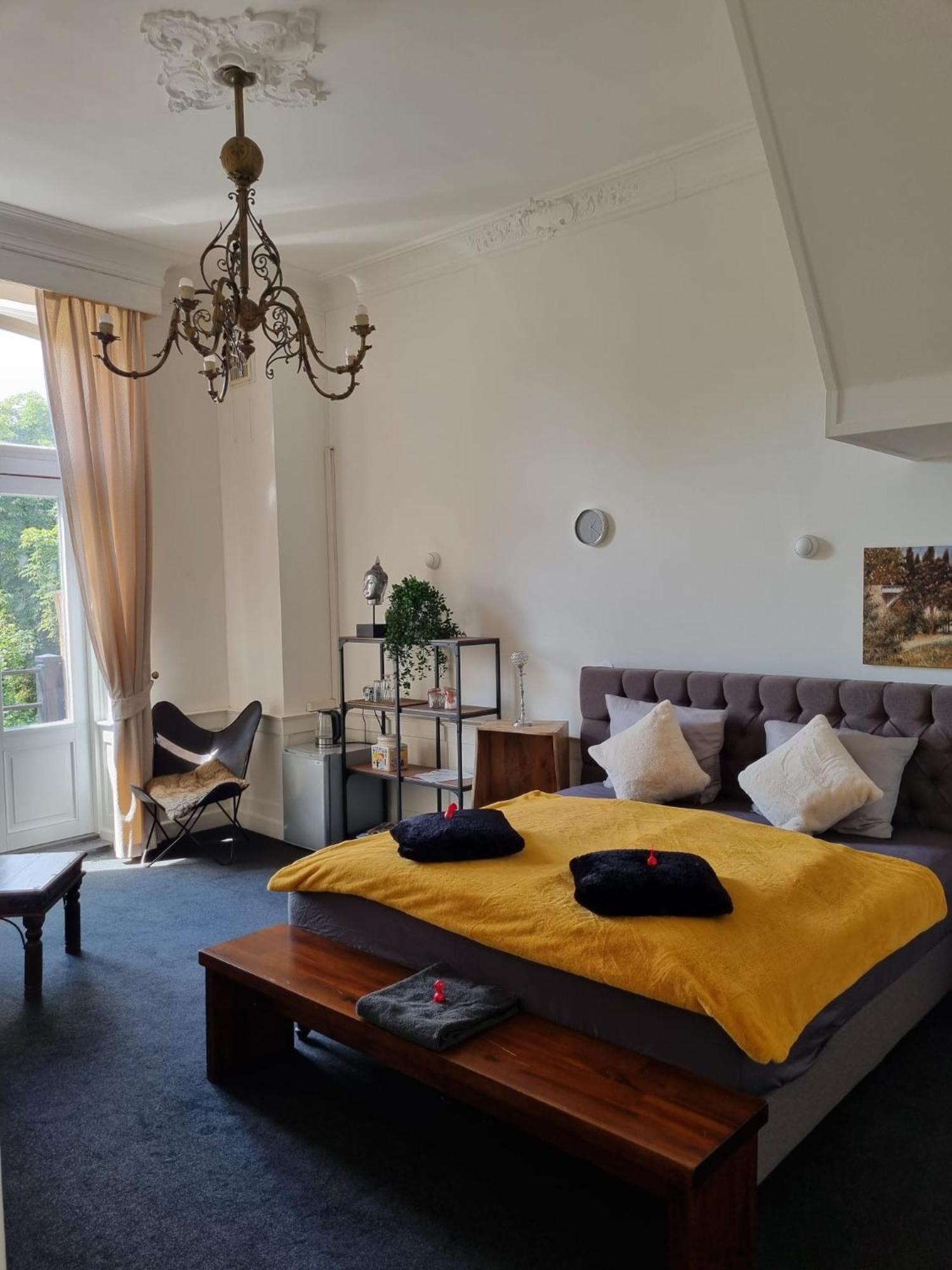 Bbdestaete Bed & Breakfast Roermond Exterior photo